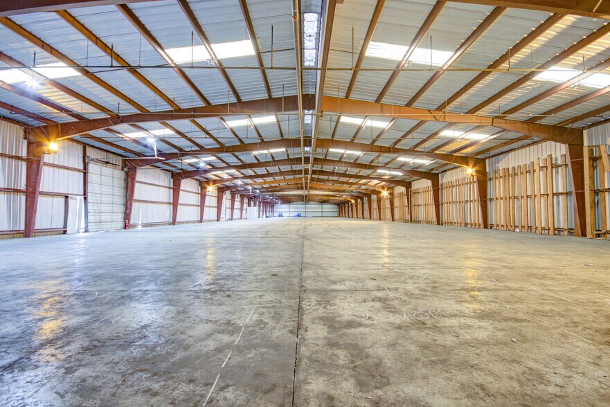 More Photos Of 24895 N Gin St, Belle Mina Unknown For Lease