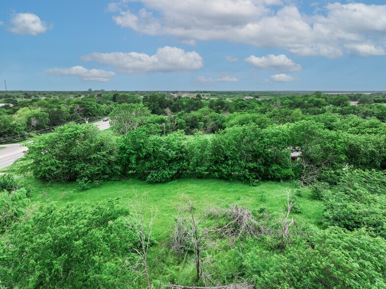 More Photos Of 3206 E Quinlan Pky, Quinlan Land For Lease