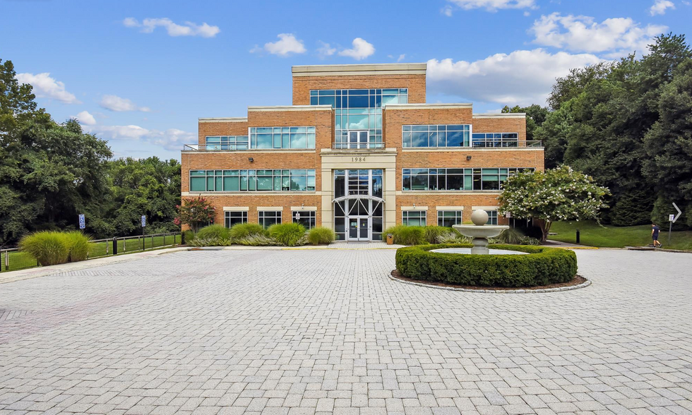 Primary Photo Of 1984 Isaac Newton Sq W, Reston Office For Lease