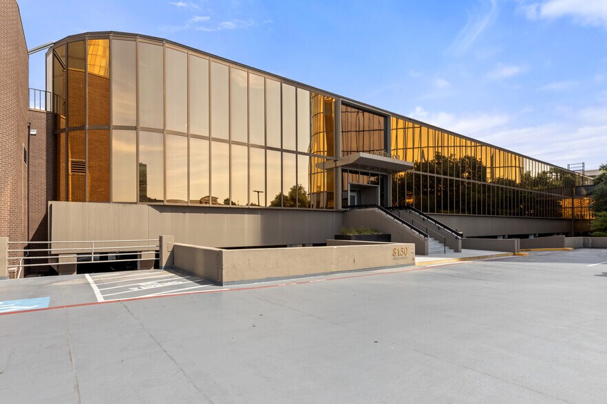 More Photos Of 8350 N Central Expy, Dallas Unknown For Lease