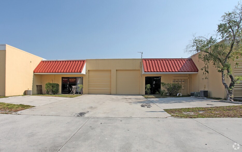 More Photos Of 2075 N Powerline Rd, Pompano Beach Unknown For Lease