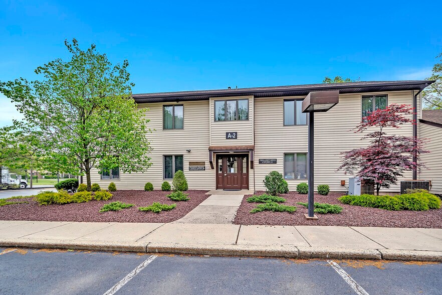 More Photos Of A2 Brier Hill Ct, East Brunswick Office For Lease