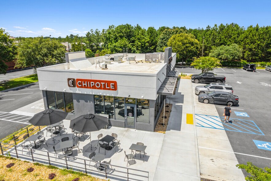 More Photos Of 421 S Columbia Ave, Rincon Restaurant For Sale