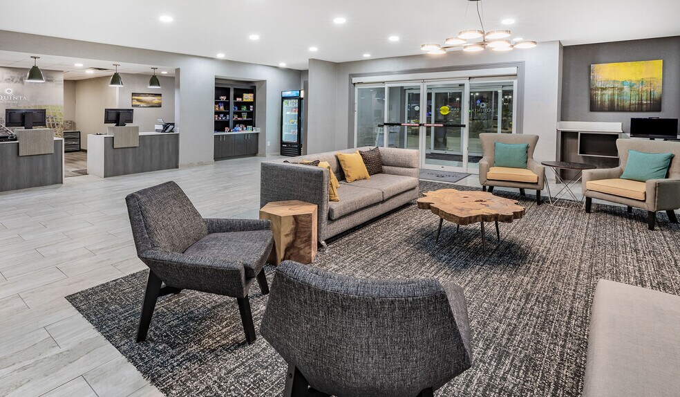 More Photos Of 2602 Rina Park Rd, Ardmore Hotel For Sale