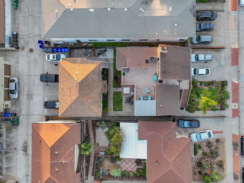 More Photos Of 1141 Reed Ave, San Diego Apartments For Sale