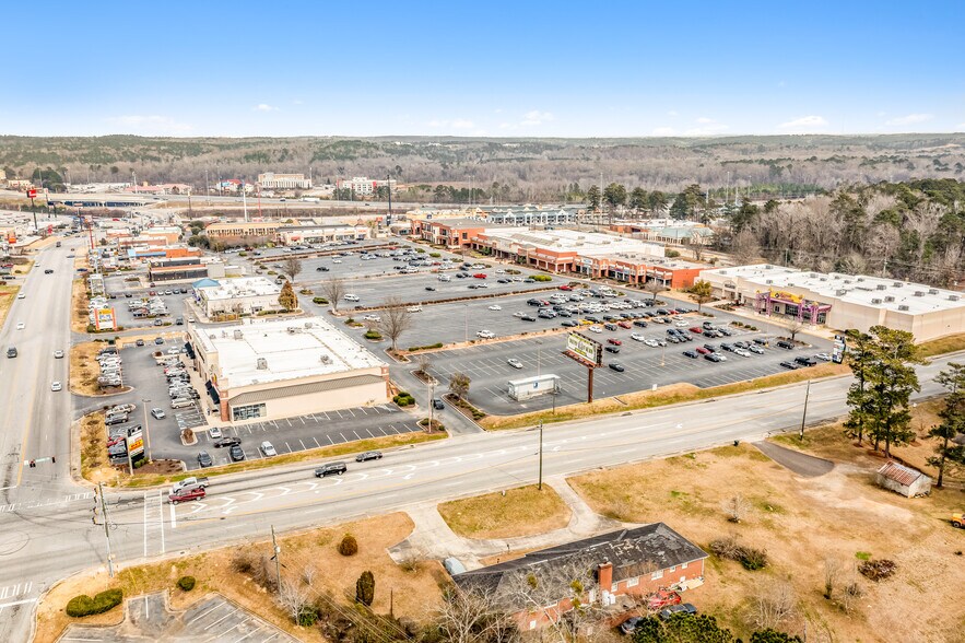 More Photos Of 195 Tom Hill SR Blvd, Macon-Bibb Unknown For Lease