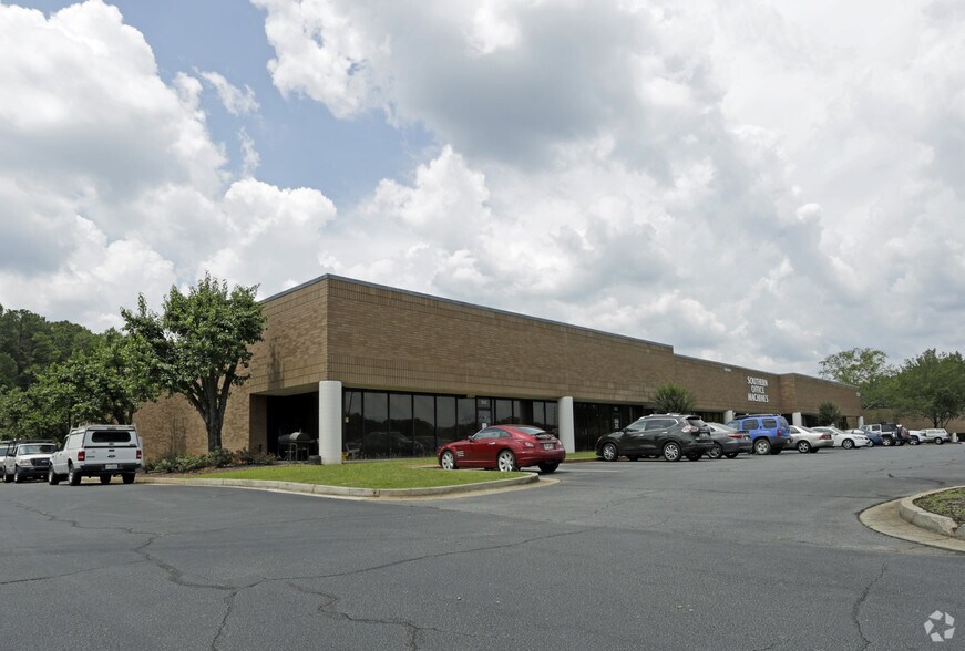 More Photos Of 1555 Williams Dr, Marietta Light Distribution For Lease