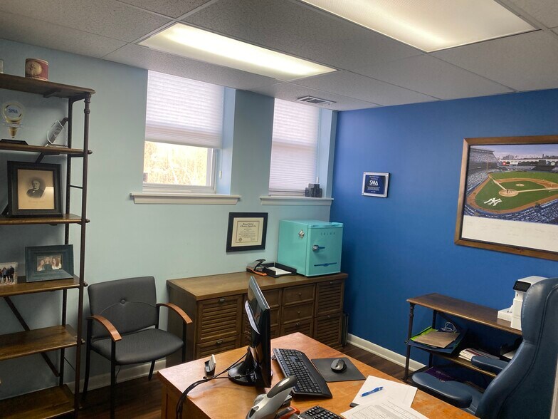 More Photos Of 480 Pratt Street Ext, Meriden Distribution For Lease
