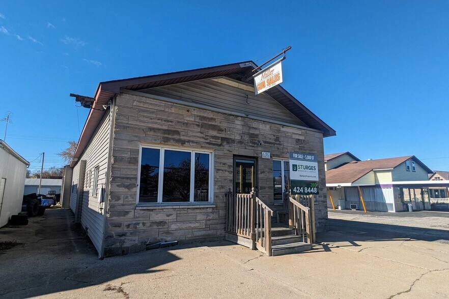 More Photos Of 421 S Huntington St, Syracuse General Retail For Sale