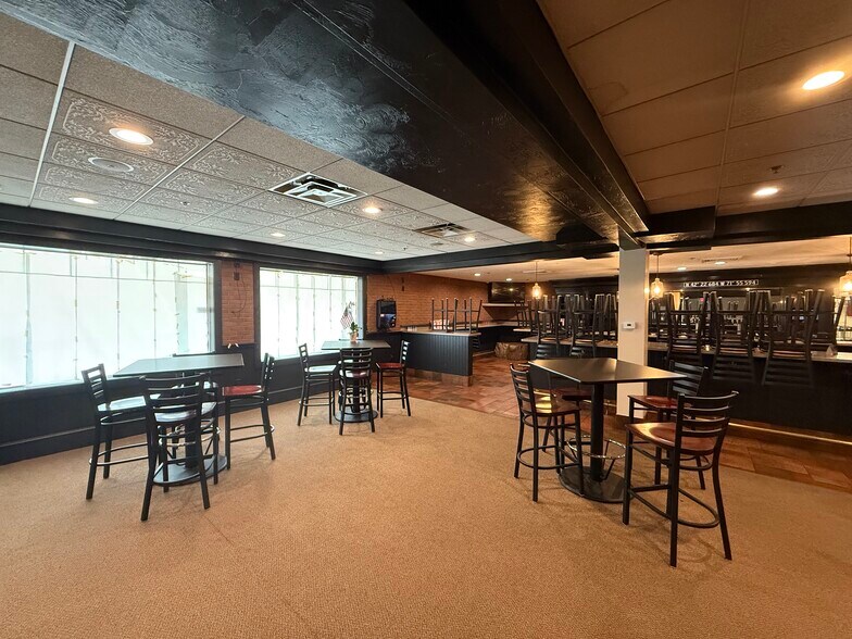 More Photos Of 249 Main St, Rutland Apartments For Lease