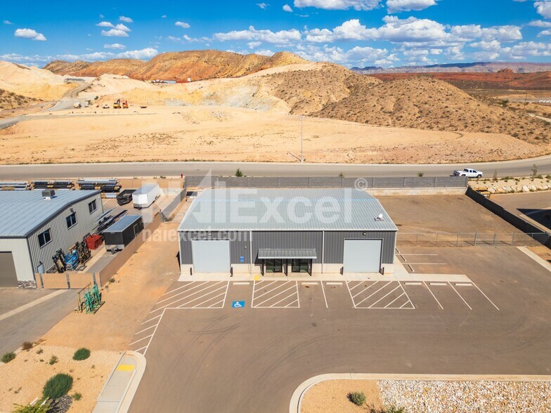 Primary Photo Of 171 S Mechanical Dr, Washington Warehouse For Lease