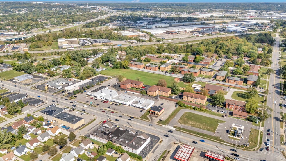 More Photos Of 5220-5250 Northfield Rd, Maple Heights Unknown For Lease