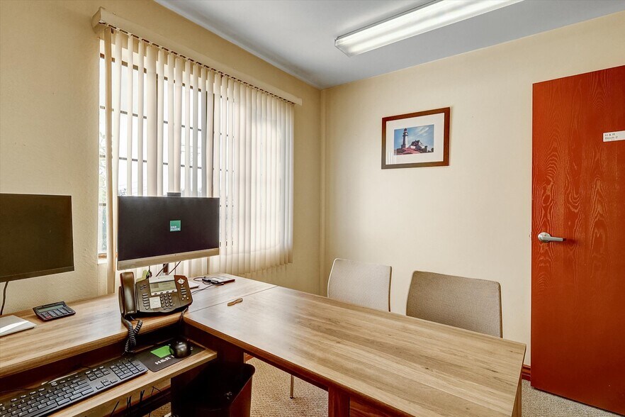 More Photos Of 120 S San Antonio Ave, Ontario Medical For Lease