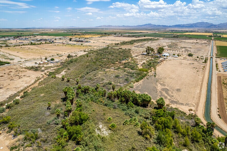 More Photos Of 643 S Intake Blvd, Blythe Warehouse For Sale