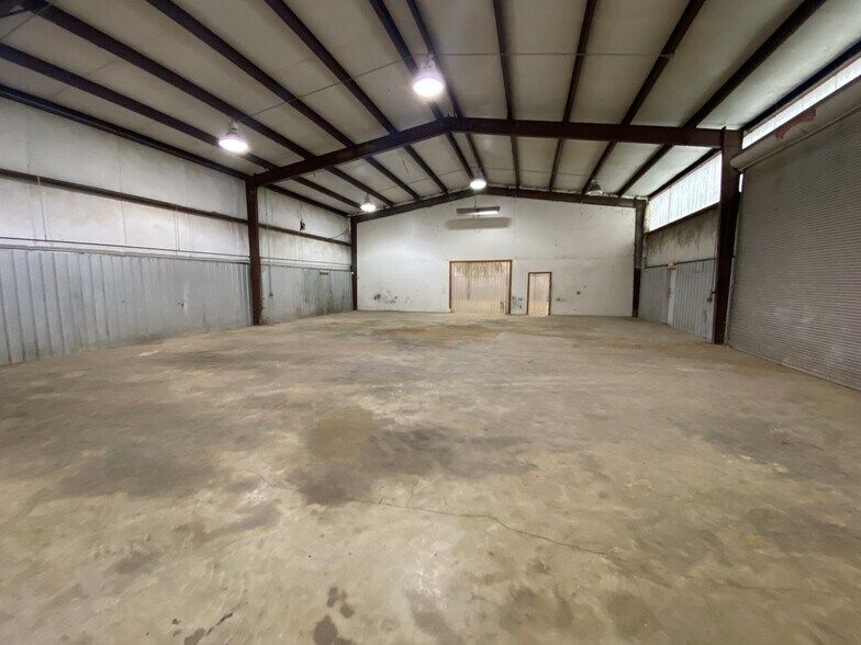 More Photos Of 1488 Industrial Dr, Bolton Warehouse For Sale