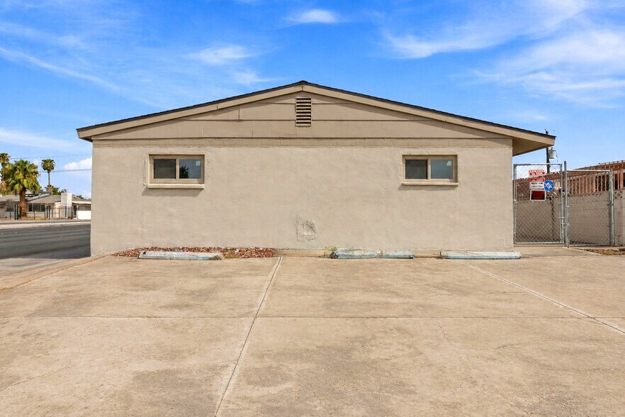 Primary Photo Of 1211 S Eastern Ave, Las Vegas Office For Lease