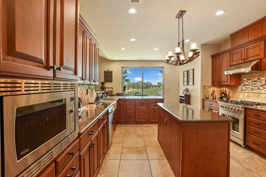 More Photos Of 24521 N McIntire Rd, Clements Land For Sale