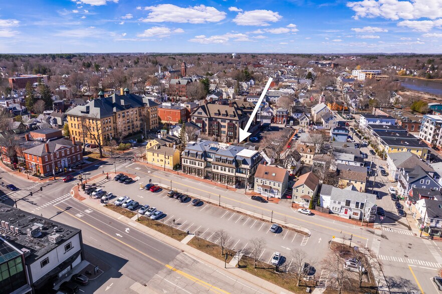 More Photos Of 40 Bridge St, Portsmouth Storefront Retail Residential For Sale