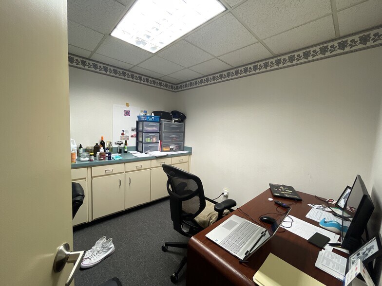 More Photos Of 1309 Milstead Ave NE, Conyers Medical For Lease