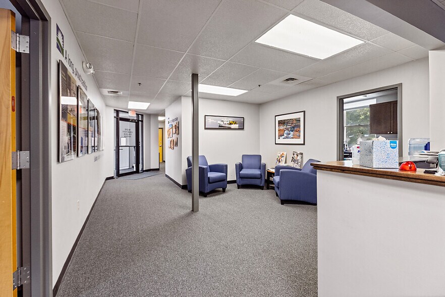 More Photos Of 323 State St, Augusta Office Residential For Sale