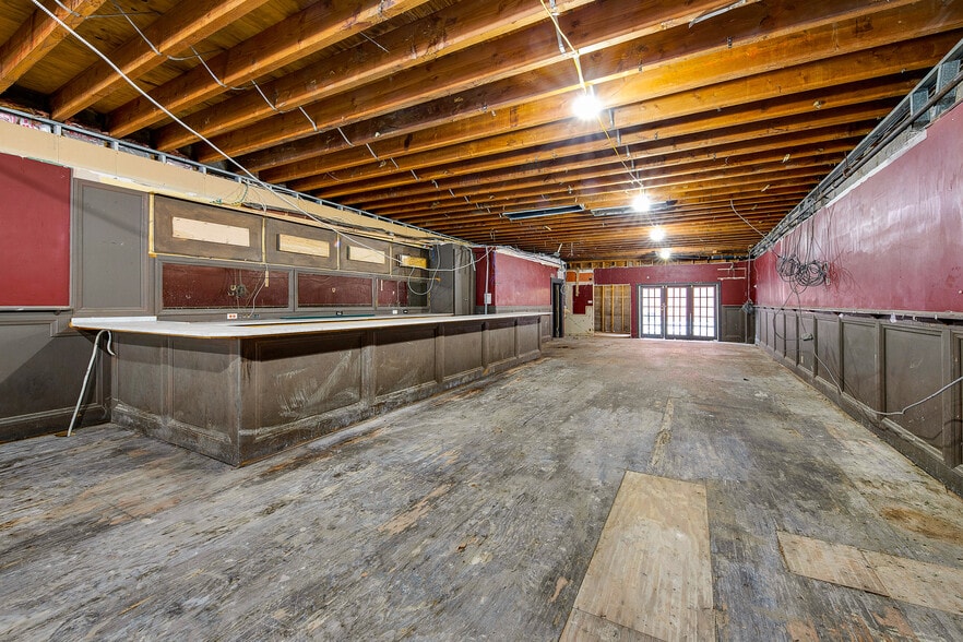 More Photos Of 1770 Second Ave, New York Restaurant For Sale