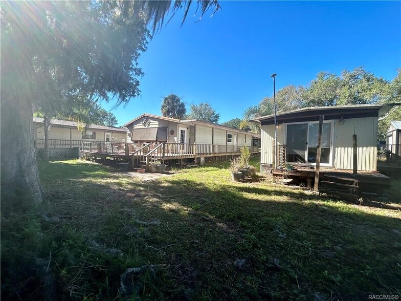 Primary Photo Of 4210-4218 E Lake Park Dr, Hernando Manufactured Housing Mobile Home Park For Sale