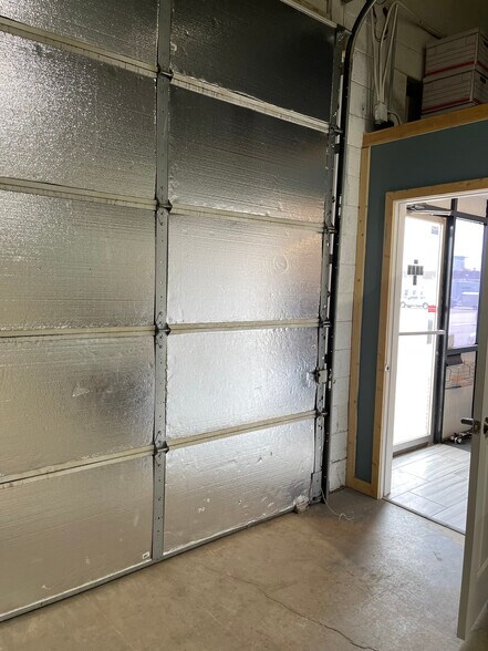More Photos Of 2496 W 2nd Ave, Denver Warehouse For Lease