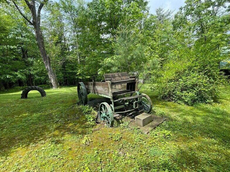 More Photos Of 853 Fairview Rd, Howard Apartments For Sale