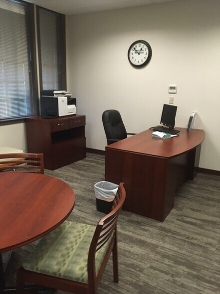 More Photos Of 4545 Daisy Reid Ave, Woodbridge Medical For Sale