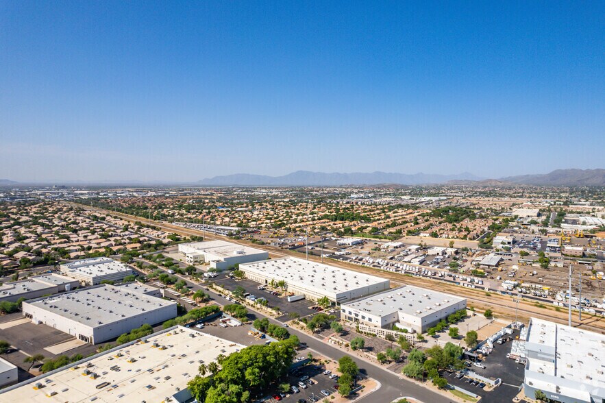 More Photos Of 9310 S McKemy St, Tempe Warehouse For Lease