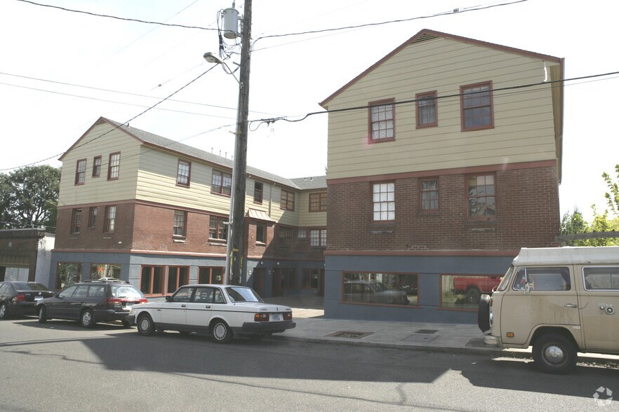 More Photos Of 5400 NE 30th Ave, Portland Office For Lease