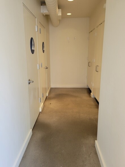More Photos Of 1919 Mount Diablo Blvd, Walnut Creek Freestanding For Lease