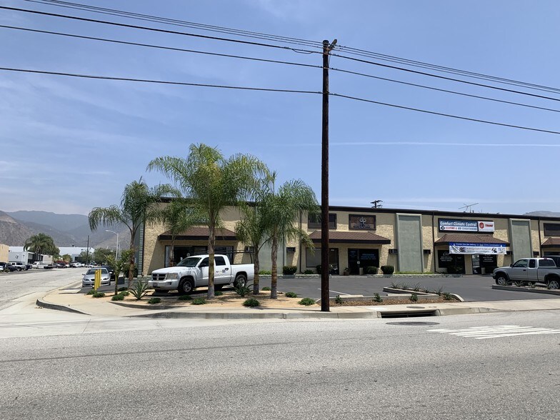 More Photos Of 1001-1025 W Foothill Blvd, Azusa Warehouse For Lease