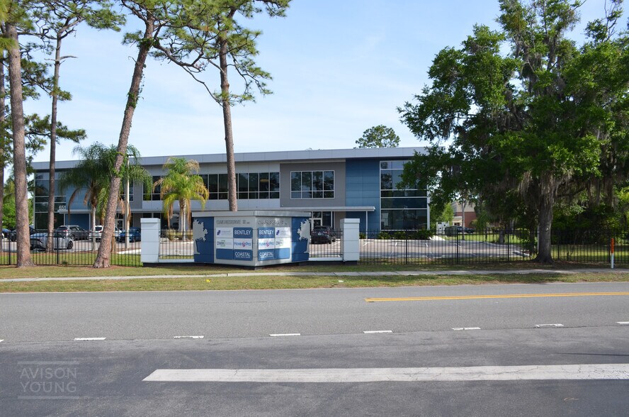 More Photos Of 651 W Warren Ave, Longwood Medical For Lease