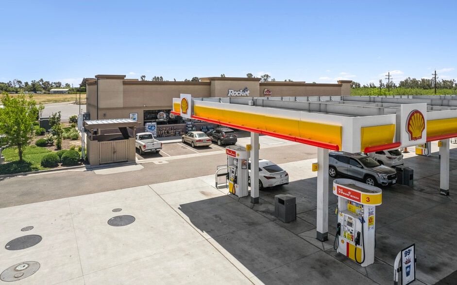 More Photos Of 18463 Road 23, Madera Service Station For Sale