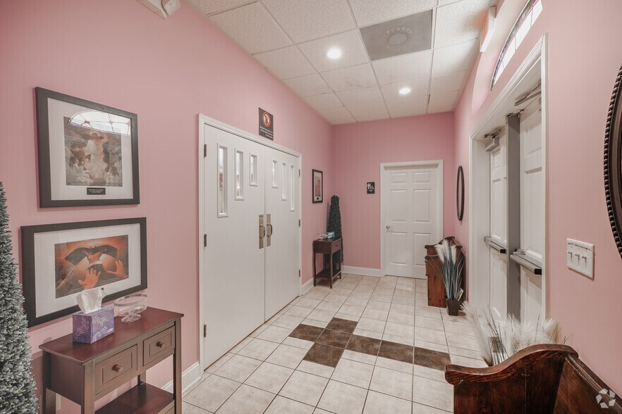 More Photos Of 835 Magnolia Rd, Charleston Religious Facility For Sale