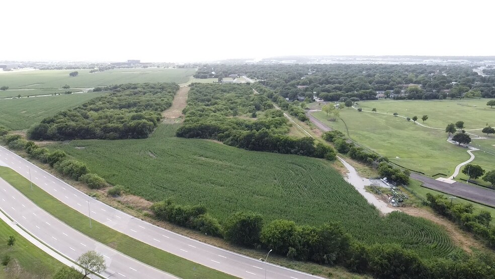 More Photos Of 5810 Oak Grove Rd, Fort Worth Land For Sale