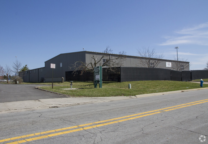 Primary Photo Of 3650 Parkway Ln, Hilliard Warehouse For Lease