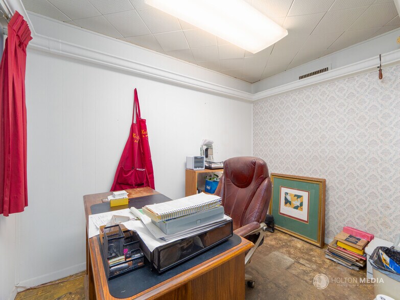More Photos Of 1418 Newcastle St, Brunswick Storefront For Lease
