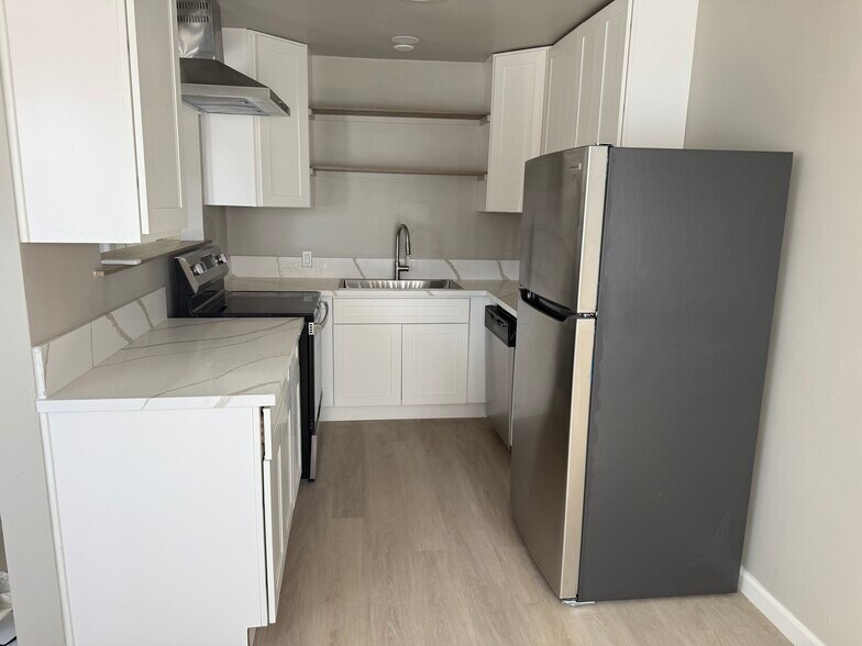 More Photos Of 3617 W 60th, Los Angeles Apartments For Sale