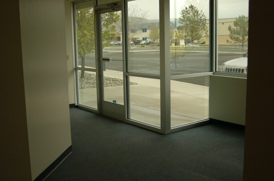 More Photos Of 725 Trademark Dr, Reno Warehouse For Lease