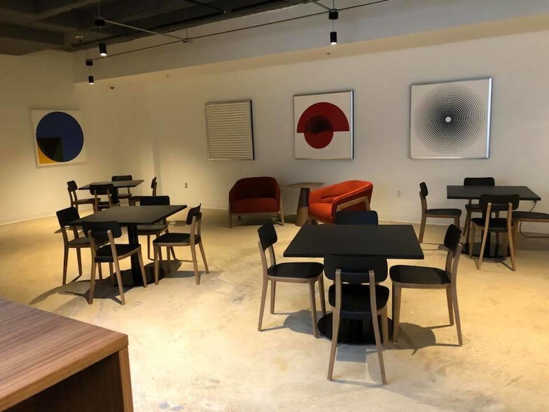 More Photos Of 17250 Dallas Pky, Addison Coworking Space