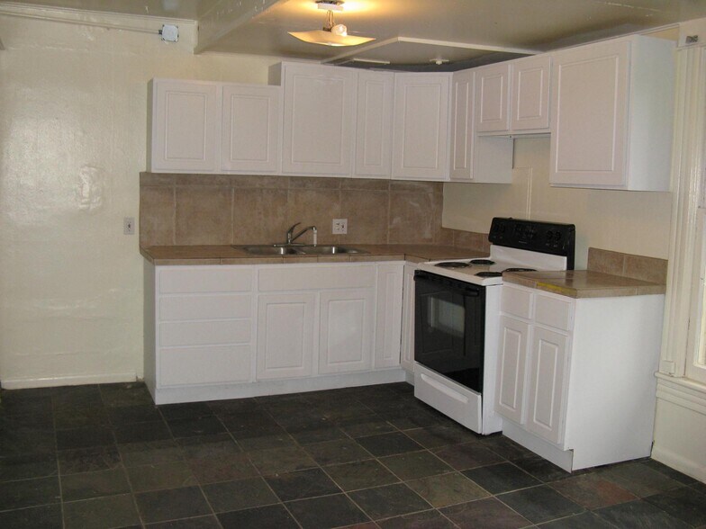 More Photos Of 1012 14th St, Boulder Apartments For Sale