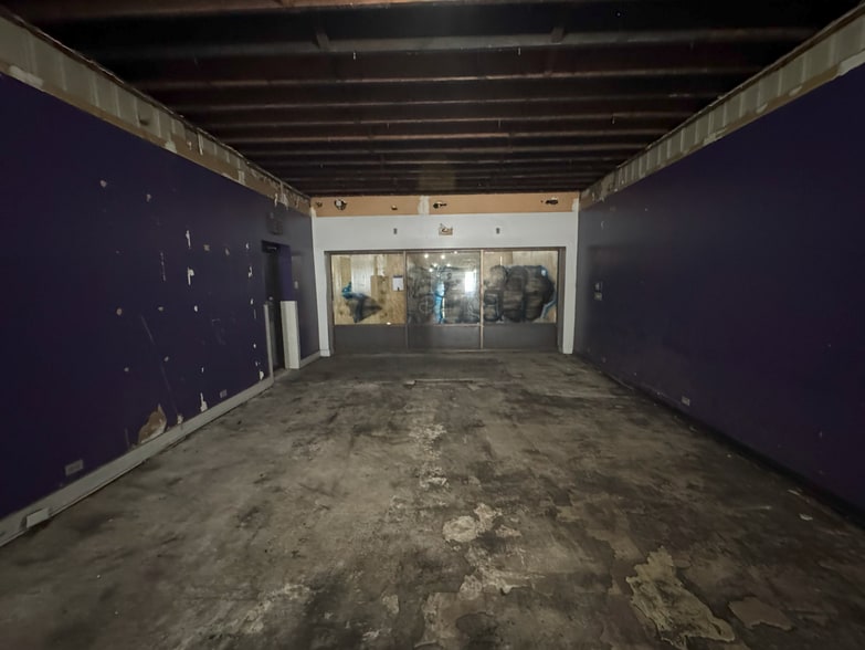 More Photos Of 1328 W Broad St, Columbus Freestanding For Lease