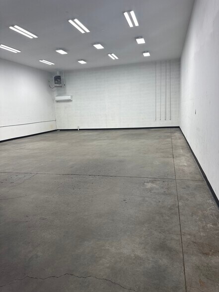 More Photos Of 1292-1308 W 635 S, Orem Unknown For Lease