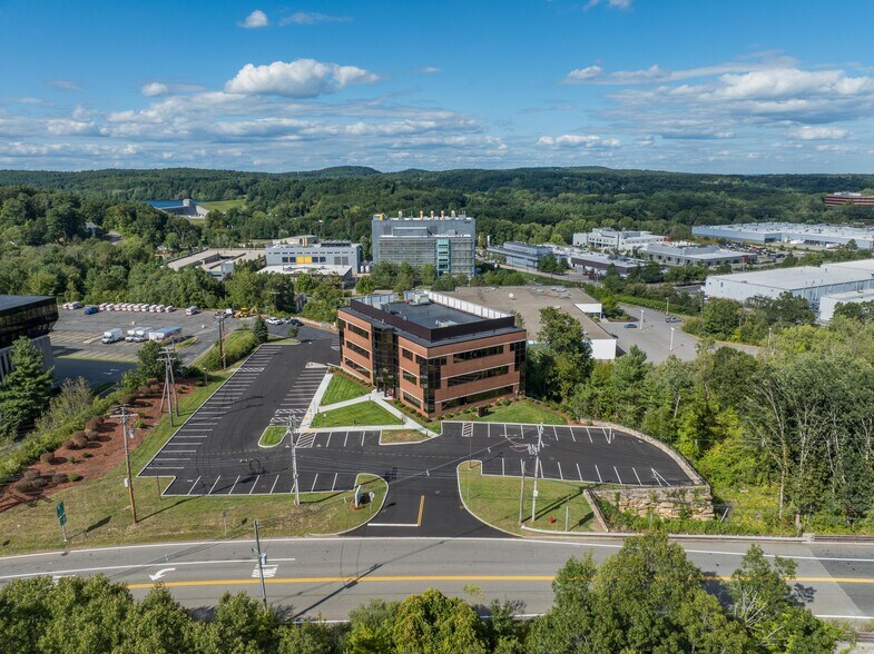 More Photos Of 11 Pleasant Street Connector, Framingham Medical For Lease