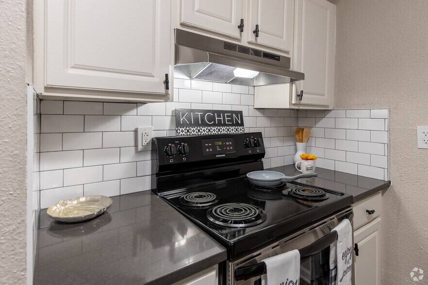 More Photos Of 55 Pharr Rd NW, Atlanta Apartments For Sale