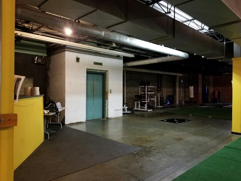 More Photos Of 1131 Central Ave, Middletown Loft Creative Space For Sale