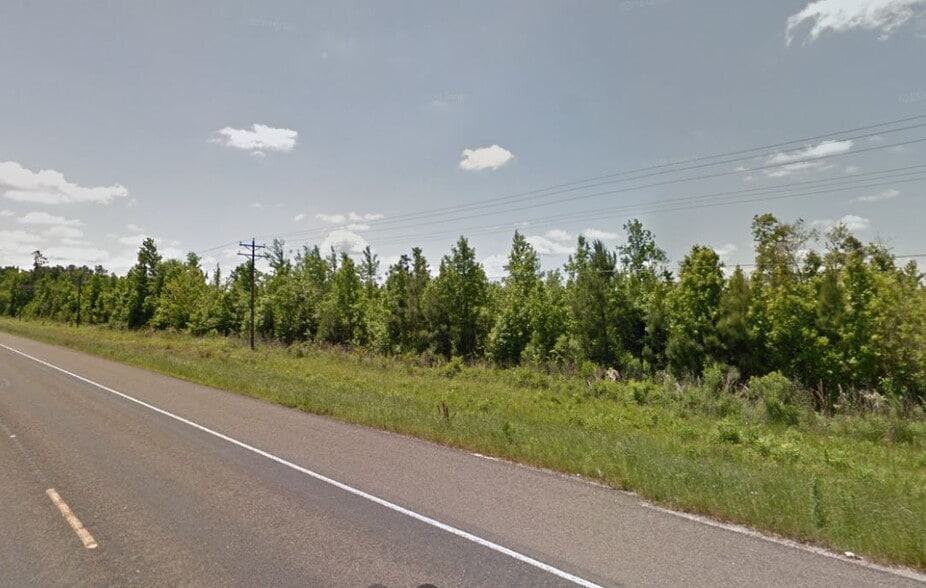 More Photos Of 1051 Sh 105, Liberty Land For Sale