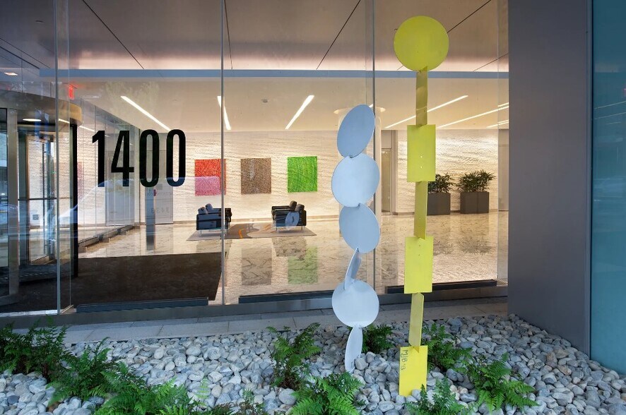 More Photos Of 1400 Crystal Dr, Arlington Office For Lease